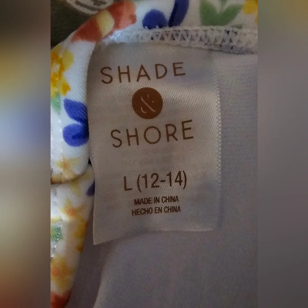 Shade & Shore Ditsy Floral Ruffle Plunge One-Piece Swimsuit - Size Large